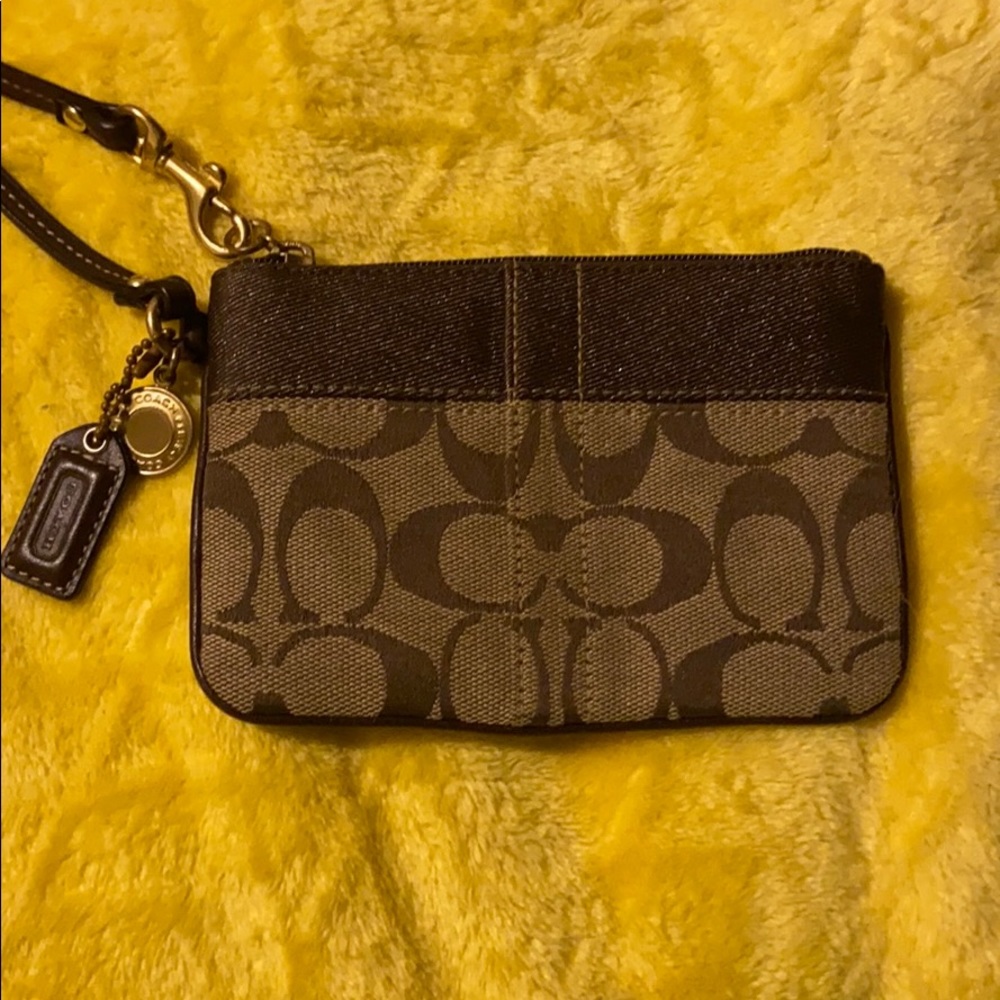 Brown wristlet